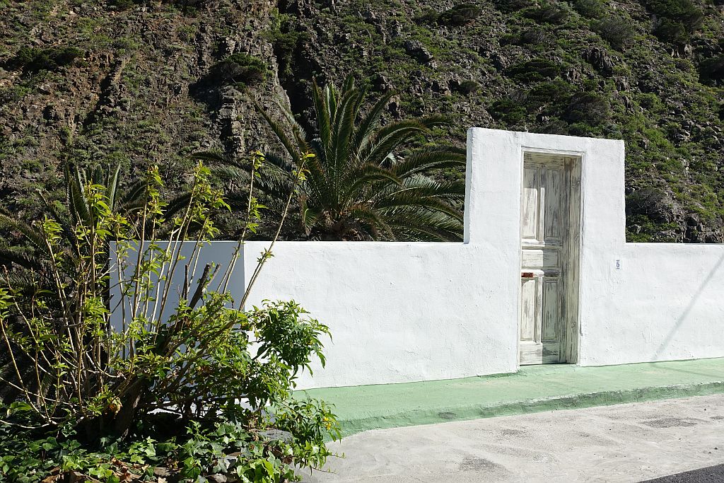 Kanaren Wanderreise La Gomera Tür zu Wohnhaus Sento Wanderreisen